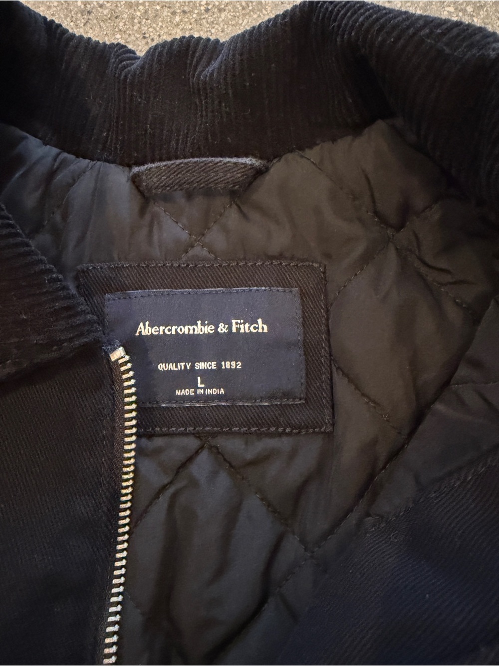 Abercrombie & Fitch Men's Black Zip-Up Bomber Jacket with Corduroy Collar - Picture 3 of 3